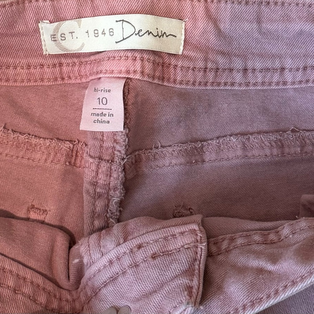 Cato Est 1946 Denim Women’s Pink Jeans Crop Flare Size 10 Hi-Rise Raw Hem - Picture 2 of 5